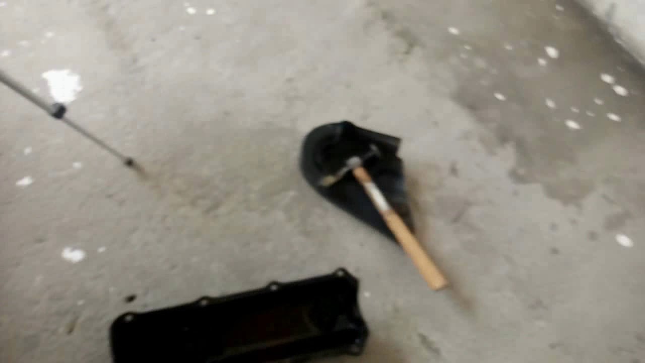 Troca da junta da tampa de válvulas do motor AP