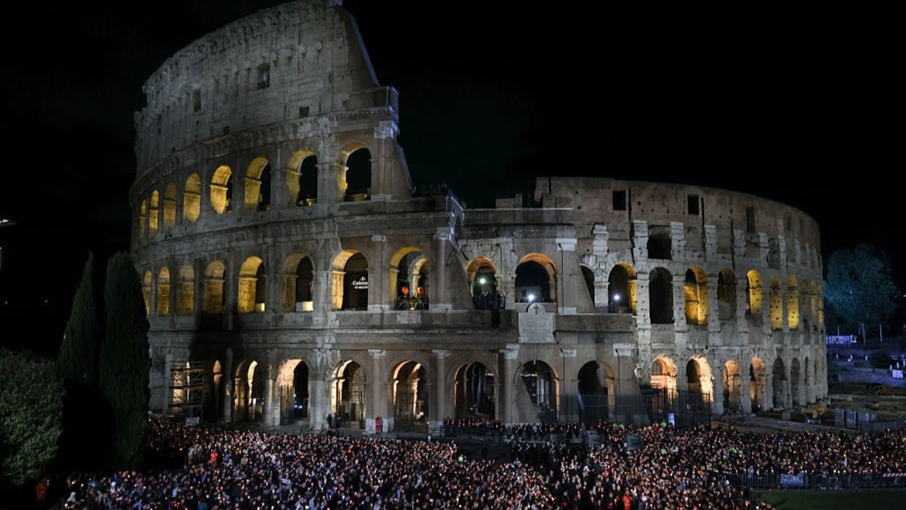 Pope Francis skips Rome's annual Good Friday procession