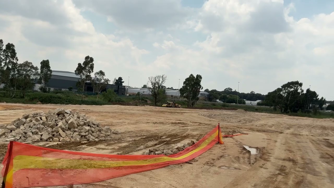 R257,310 p/m • Industrial To Let in Jet Park | Byron Thomas Properties Industrial & Commercial