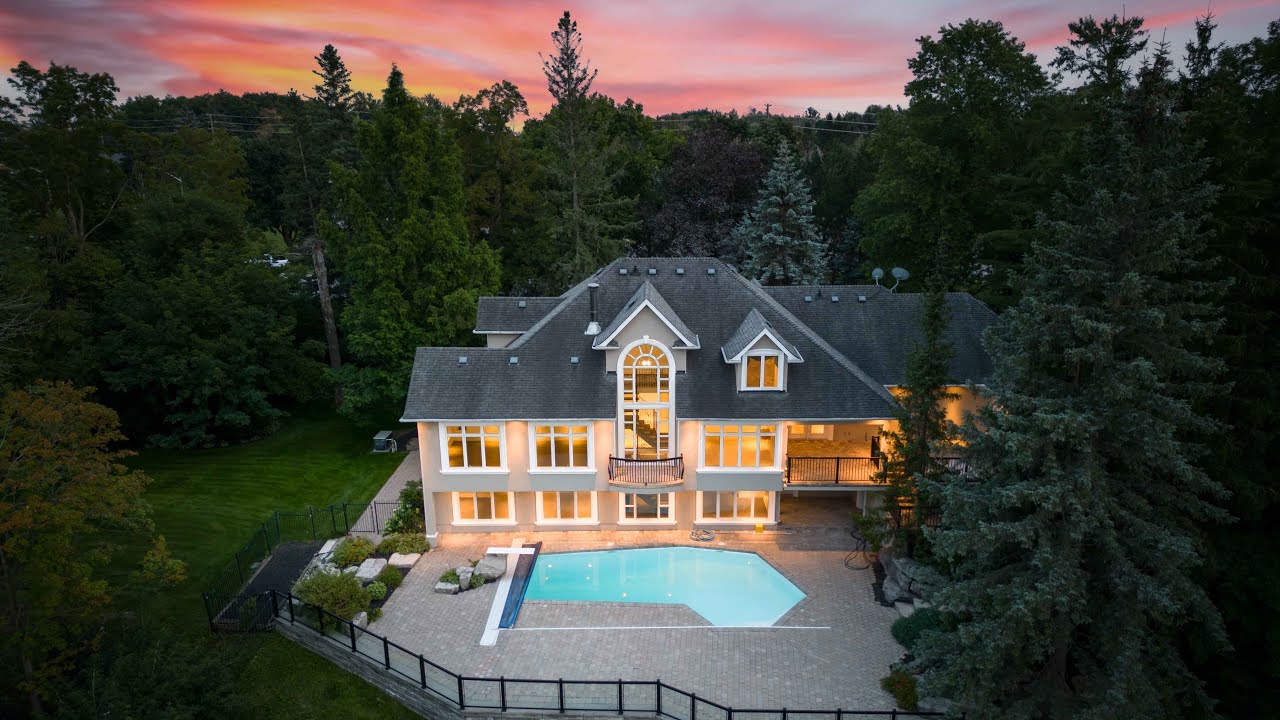 90 Klein's Cres, Kleinburg, ON