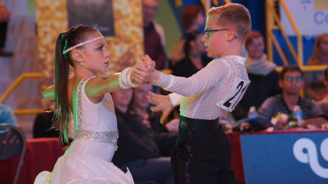 Alessia & Mathieu [Sapés Comme Jamais]
