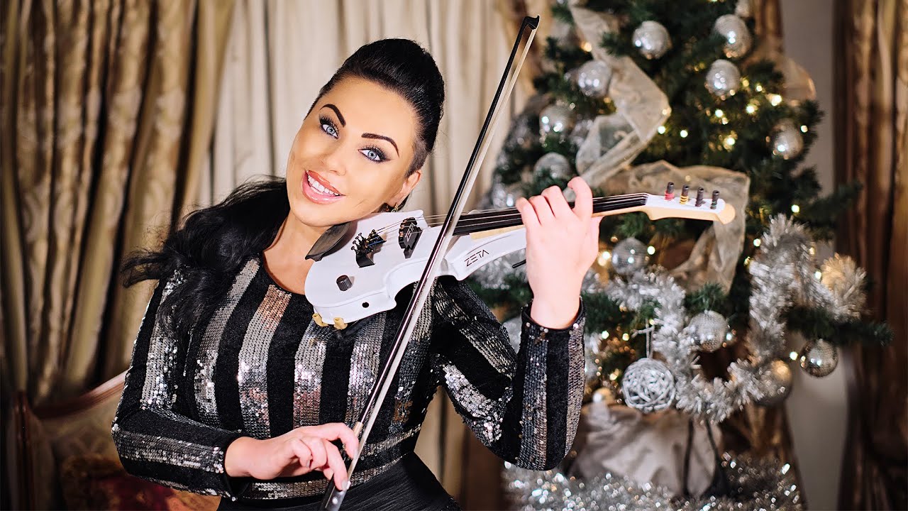 Casuta Noastra 🏠 Trandafir de la Moldova 🌹 Sanie cu Zurgalai - Colaj Vioara Cristina Kiseleff