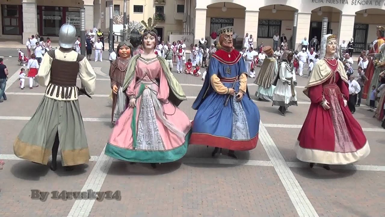 Tudela Fiestas 2011 - Concentración de Gigantes clip 4/5