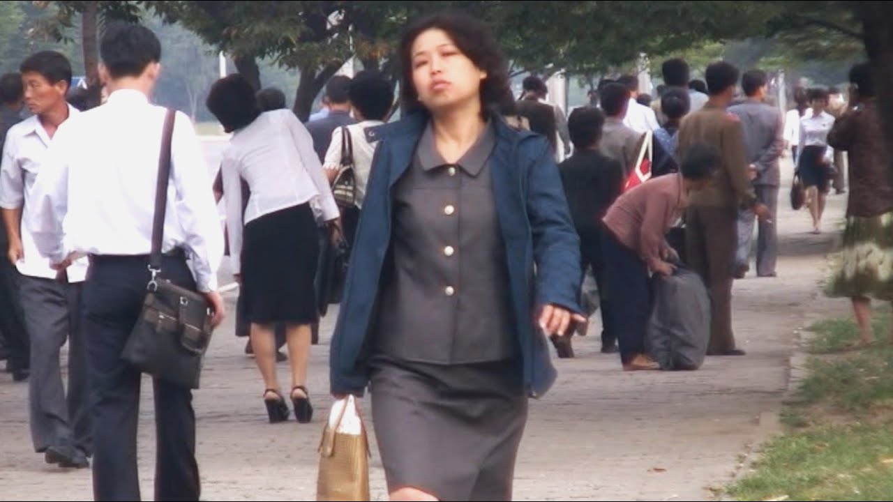 NorthKorea: fast summer-Pyongyang 北朝鮮 夏の始まり(平壌の世界568)