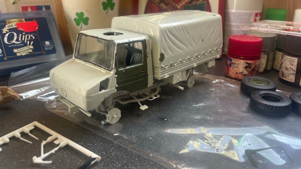 Revell Unimog 2T milgl 1/35
