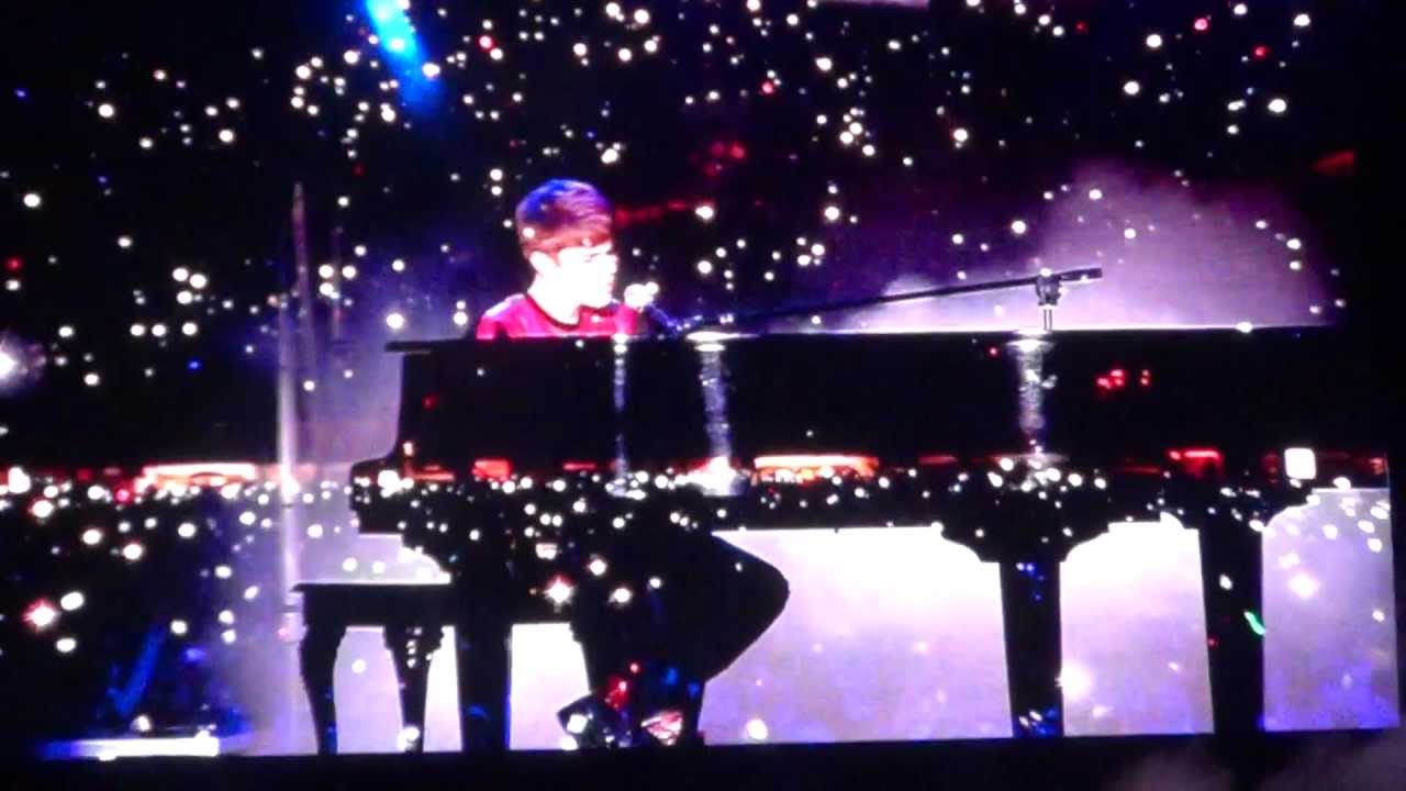 Justin Bieber - Down to the earth in México City (HD)