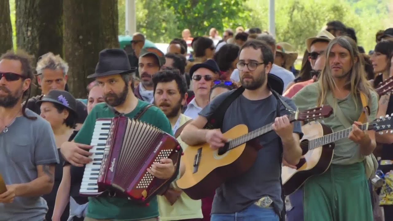 Saturnana cantar maggio