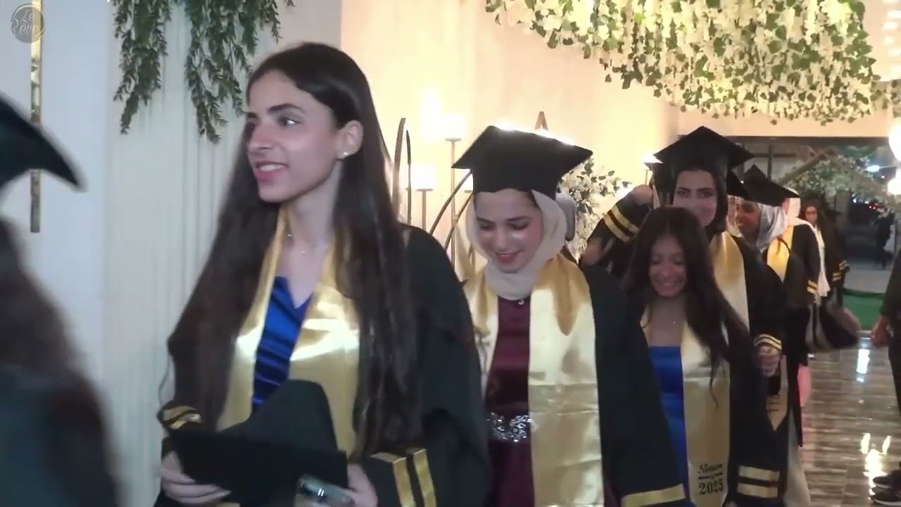 استقبال دفعة ستيم البحر الأحمر ٢٠٢٥ في حفل تخرجهم في قاعة لوريڤ بالغردقة