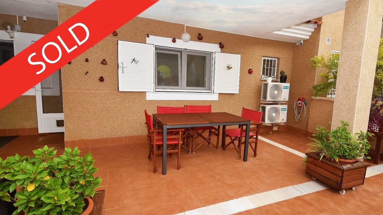 Spain Bungalow SOLD | €128,780 |  Zeniamar IV |  Bedroom | Bathroom | Playa Flamenca | Alicante