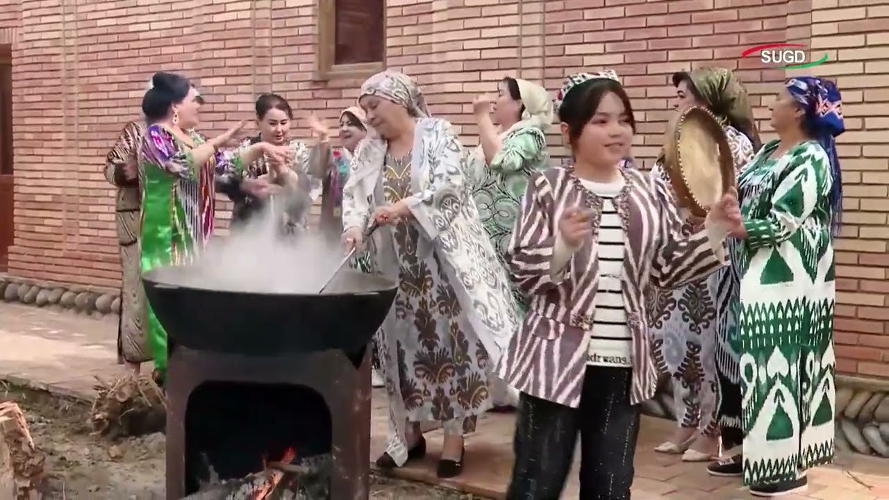 Суманак як рукни муҳими ҷашни Наврӯзи хуҷастапай ба ҳисоб меравад.