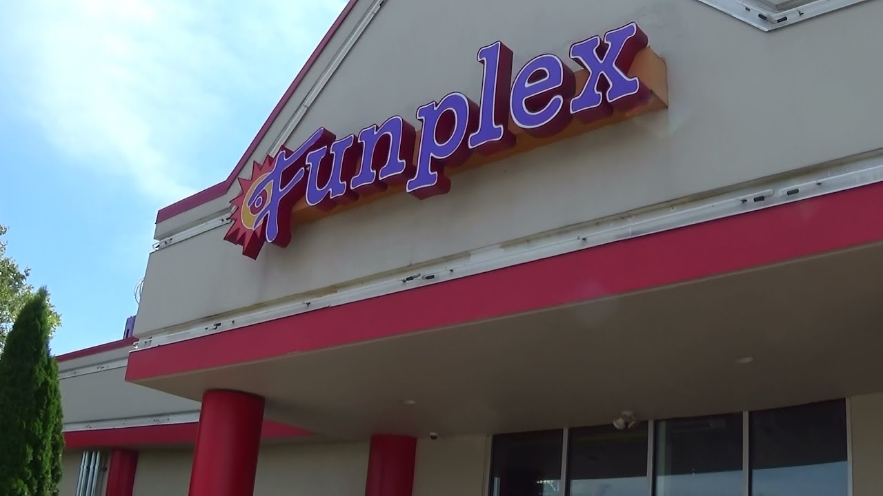 Funplex: Walkthrough Tour:  Mt Laurel, New Jersey 2015