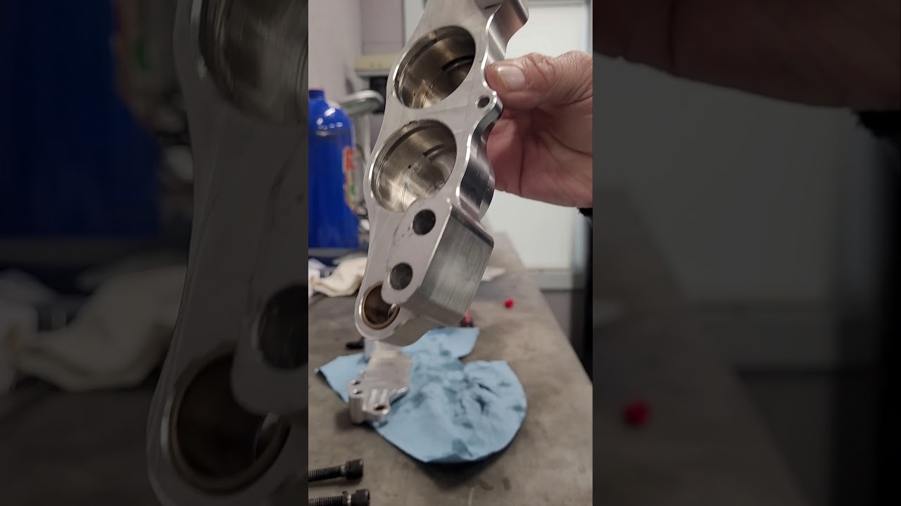 How to freshen up Aerospace Brake Components front 2 piston Floating Calipers