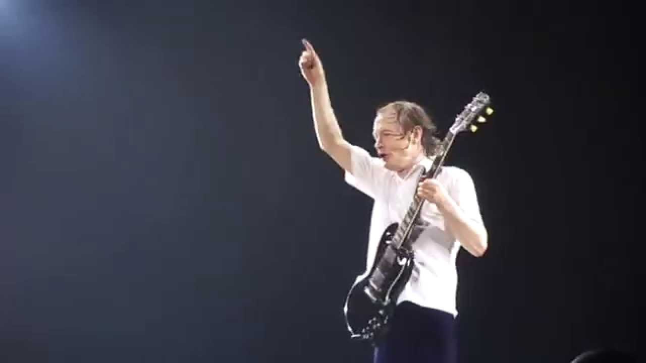 AC DC - Let there be Rock - Live in Perth 27/11/2015