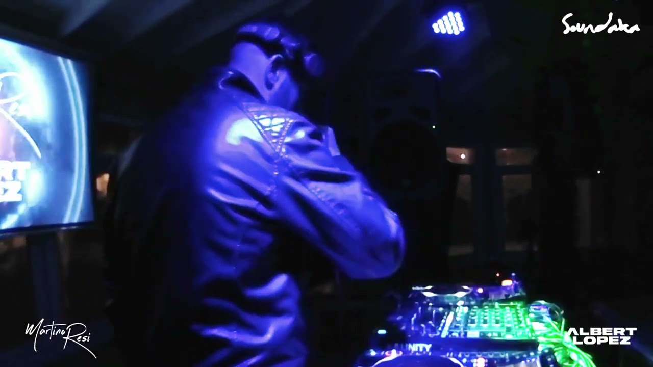 Martino Resi B2B Albert Lopez live at Soundaka