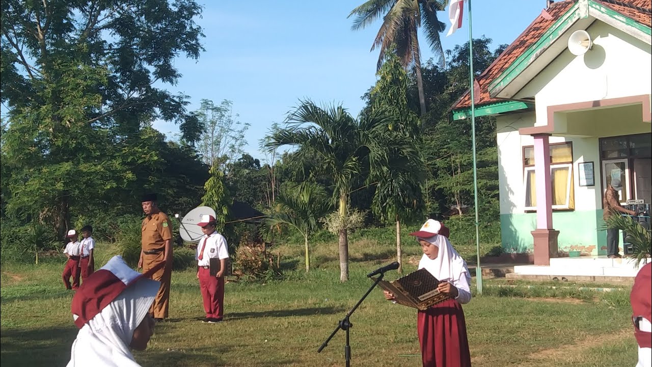 Upacara Bendera Hari Senin tanggal 02 Februari 2026 bersama Bapak Abdur Rahman, S.Pd, SD