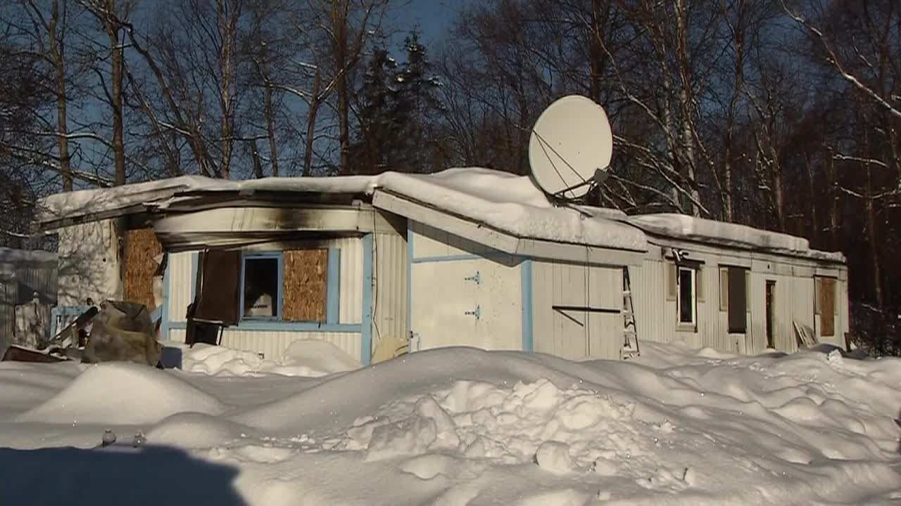 ‘She put her own self at risk’: Family remembers mother killed in Anchorage mobile home fire