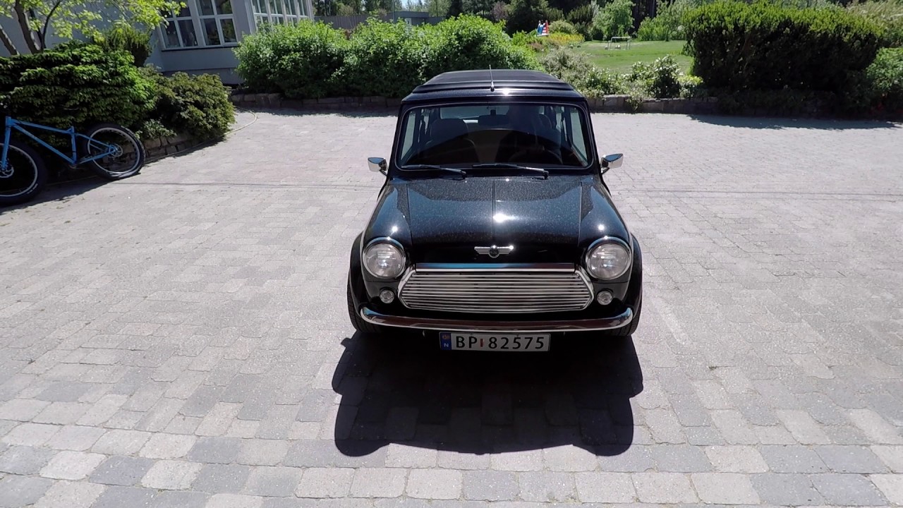 Classic Mini Cooper Knightsbridge