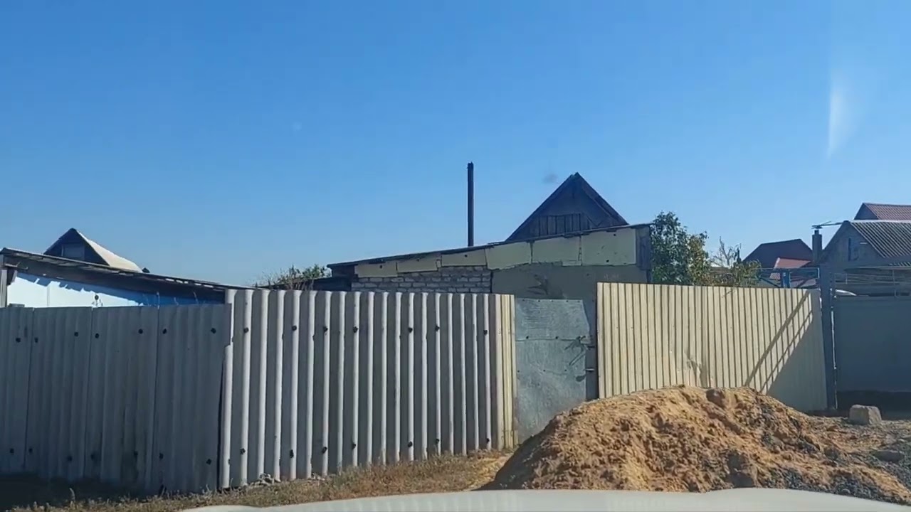 г.Лиски.Отдых у красивого озера.