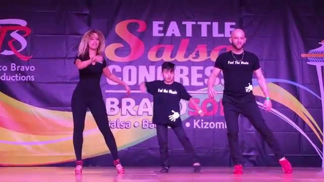 ATACA + LA ALEMANA + DEYMIAN = LOCO DE AMOR BACHATA DANCE @SEATTLE SALSA CONGRESS 2015