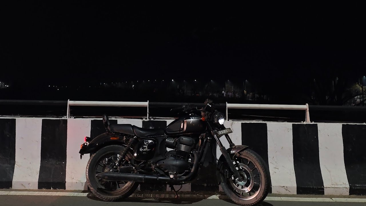 Cinematic city ride with raw audio.