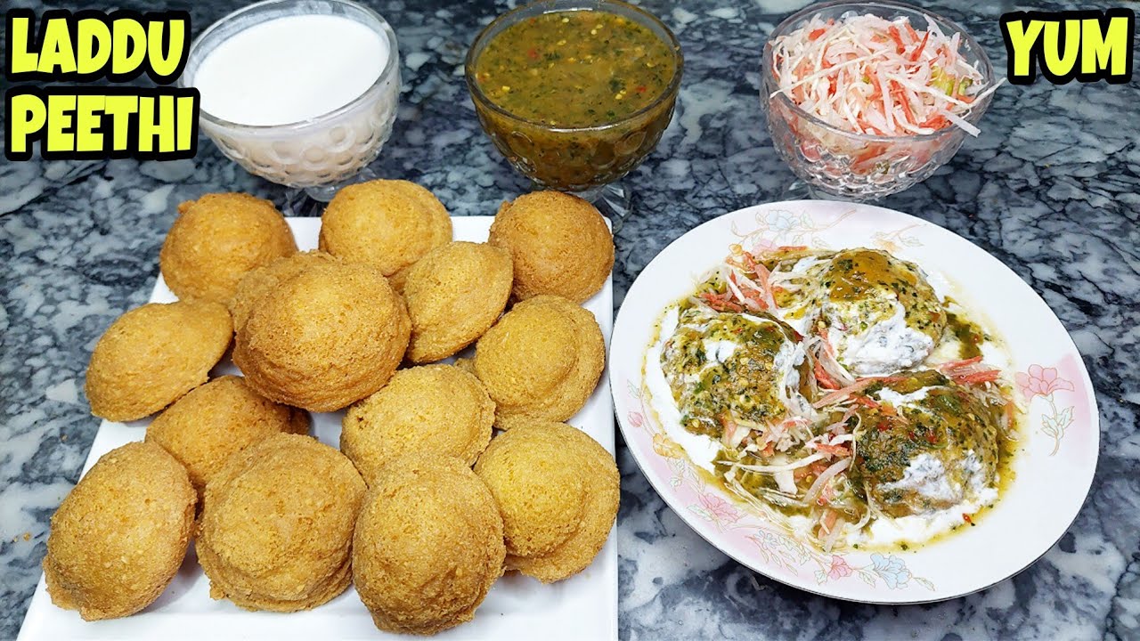 Laddu Peethi And Chatni Authentic Recipe 🔥 By Mona's Bombastic Recipe | Lahore Street Food