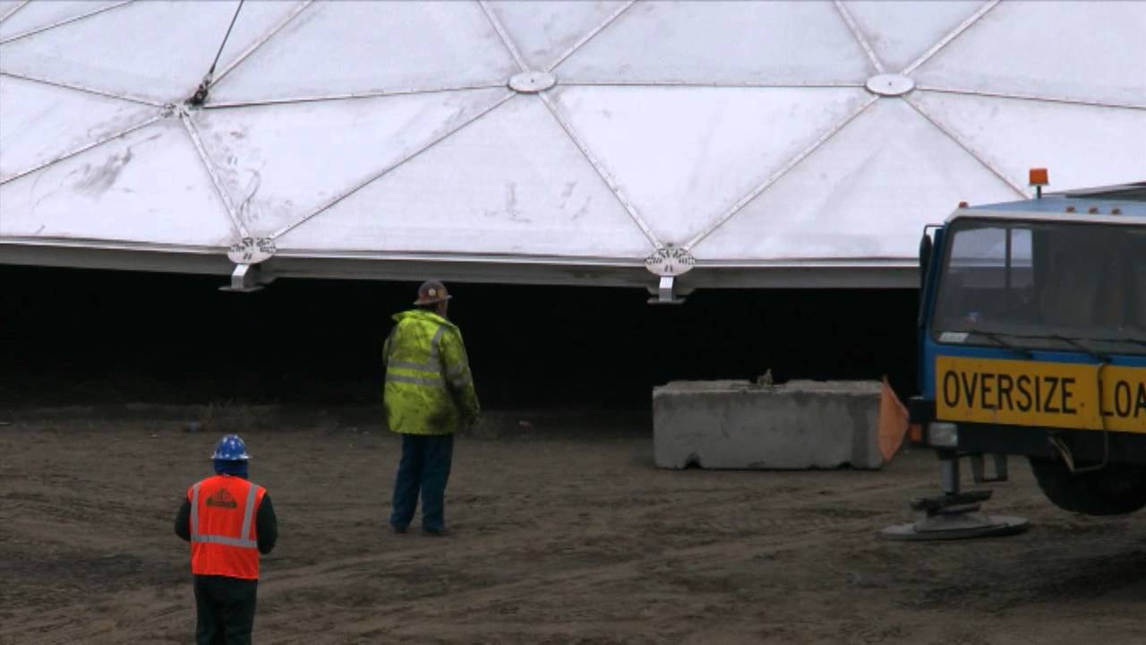 Dome Covers Set on Leachate Storage Tanks at ERDF