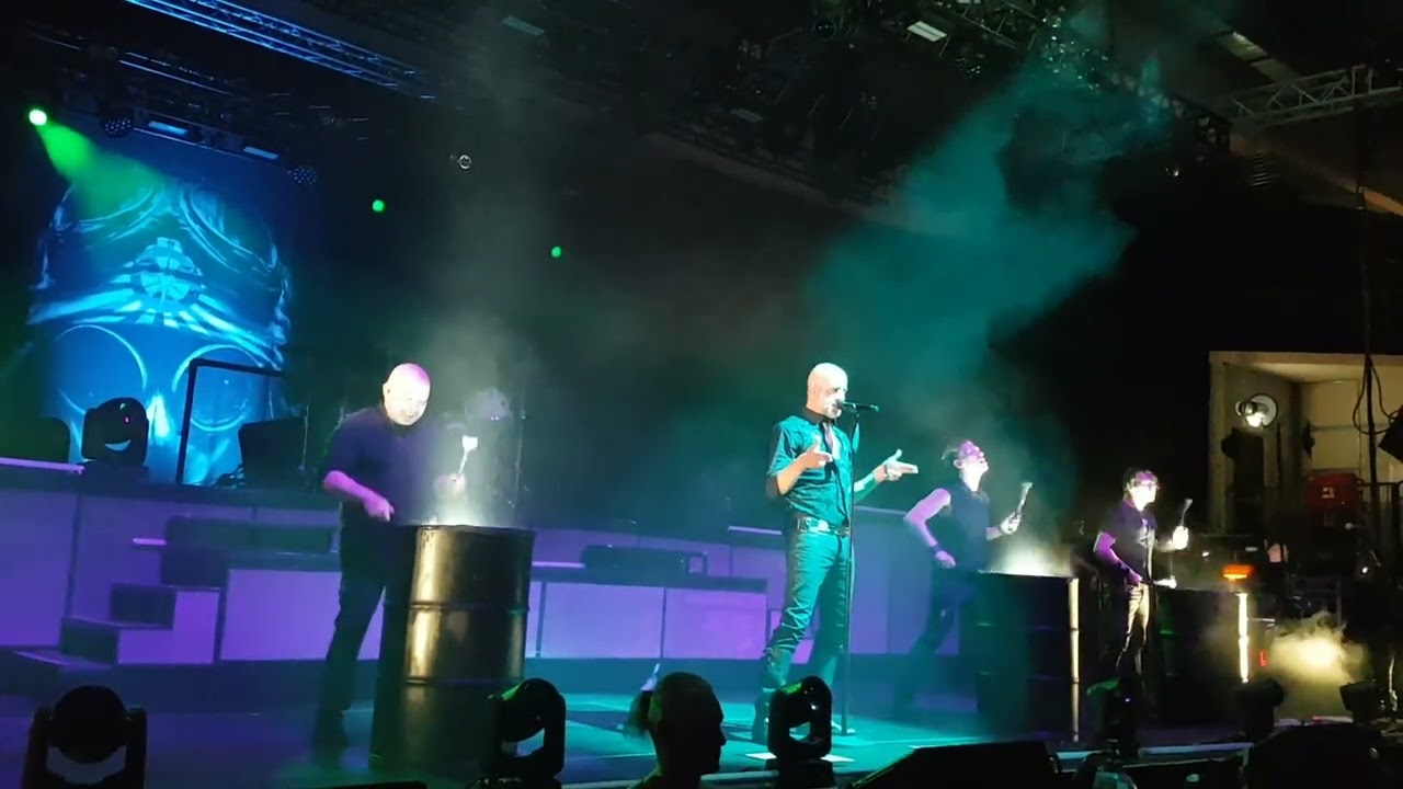 Eisbrecher - Amok - Live Hamburg 08.06.23