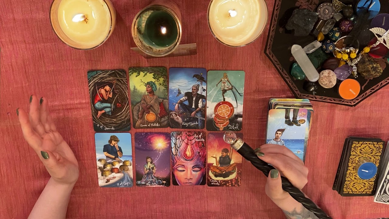 Pick a Card: 🌝🌺 First Date Impressions