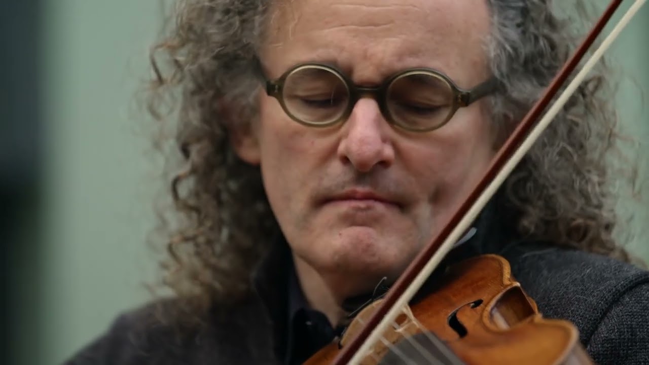 Martin Hayes  - The Walls of Liscaroll from 'Dennis Cahill - Litir ó Do Chara'