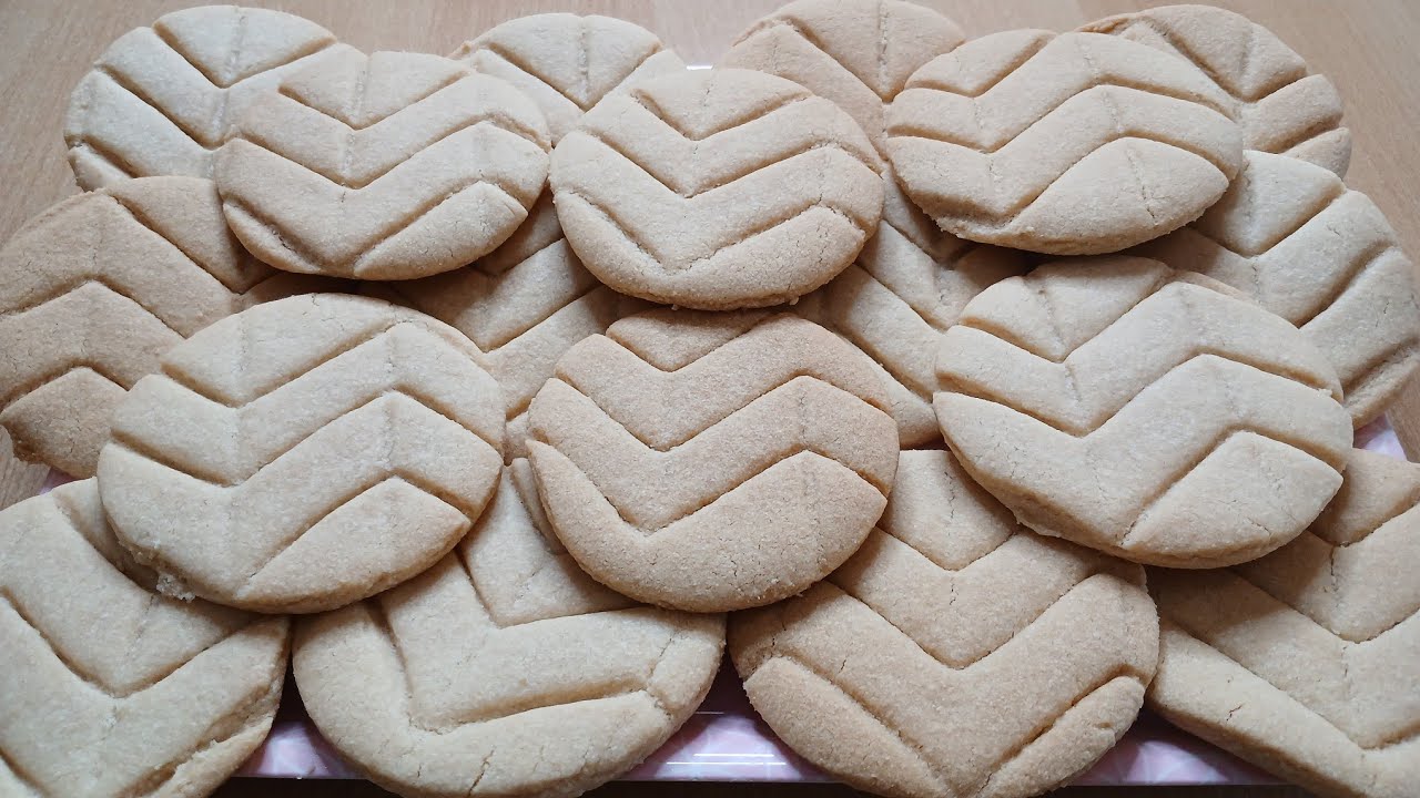 Butter Cookie Recipe | How to Make Butter Cookies | Evarena Cookery