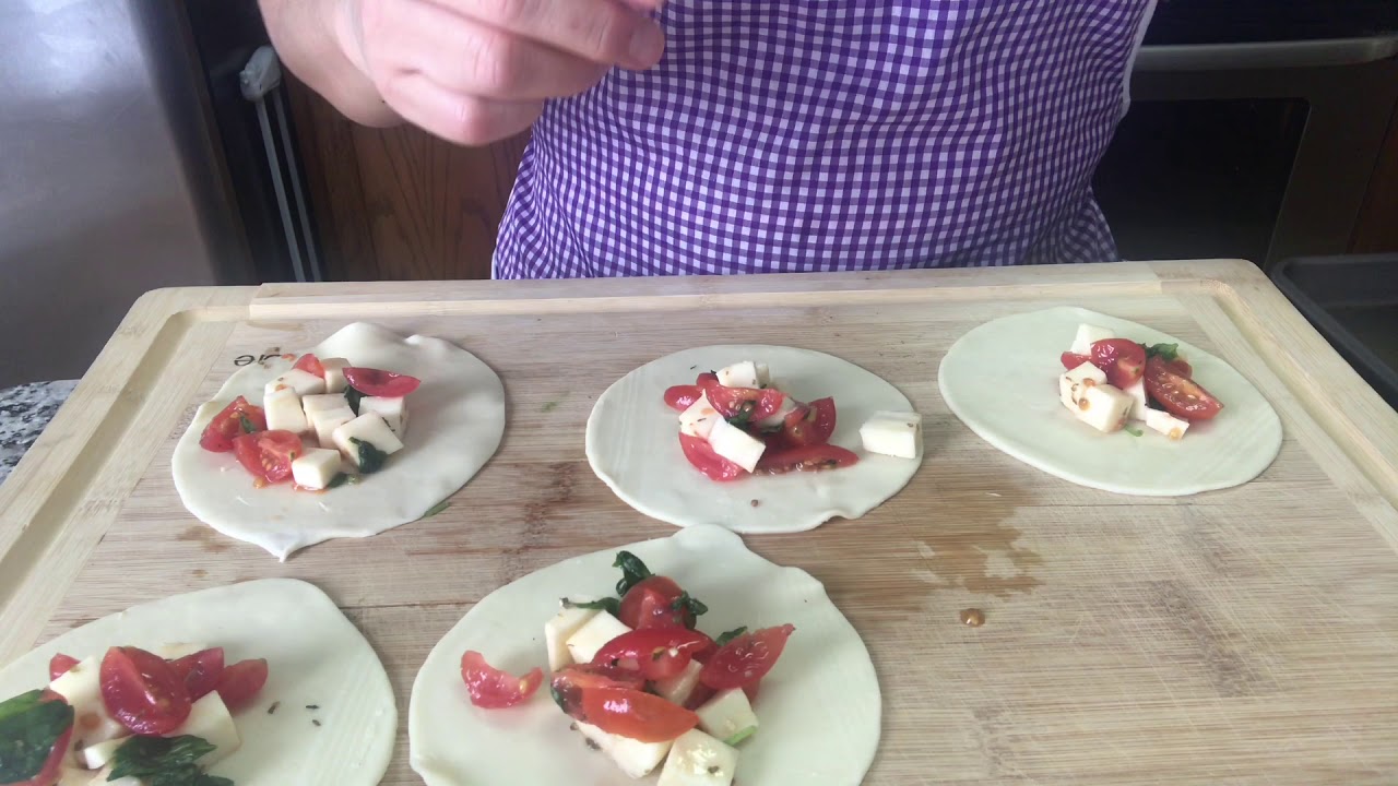 Empanadas caprese fáciles