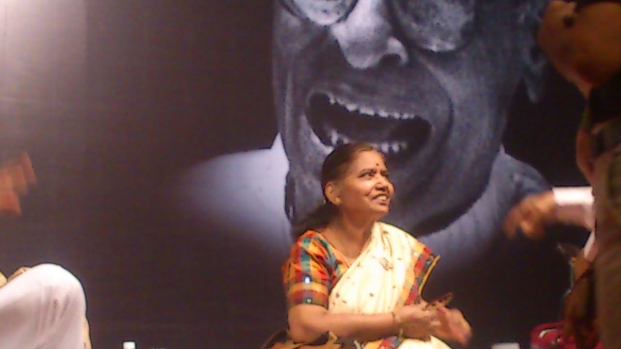 Malini Rajurkar - salone laal - RAAG BHOOP @live in maifil