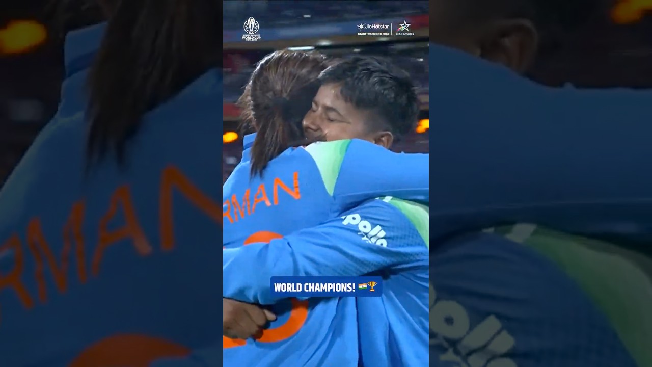 India wins Women&rsquo;s World Cup! WINNING MOMENT #cricket