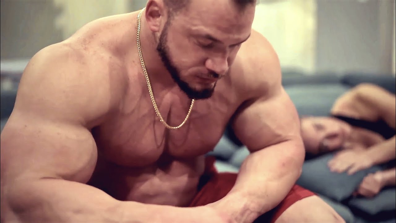 IF YOU ARE NOT EATING - YOU ARE NOT GROWING - BODYBUILDING LIFESTYLE MOTIVATION 🔥