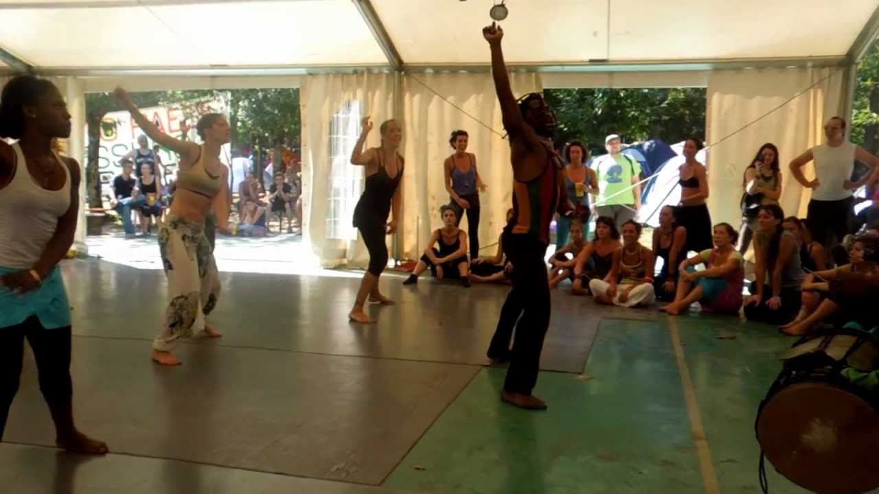 Mohamed Dabo - Dunumba Dance - Mama Africa 2012