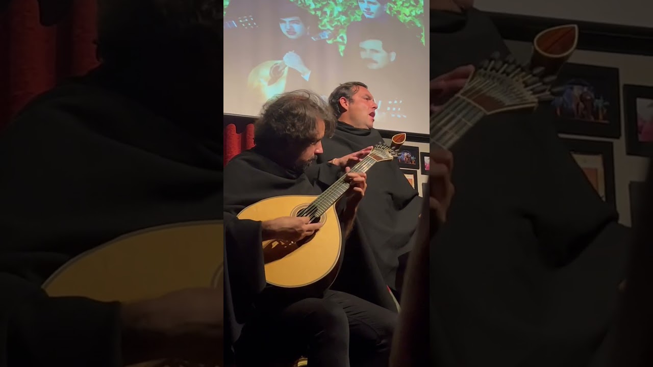 Fado meets and Dylan in the Streets