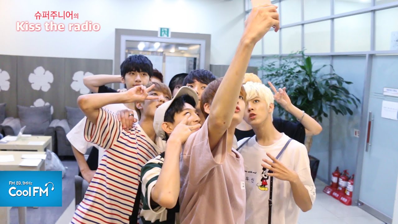슈키라를 찾은 업텐션 비하인드 영상 / 160807[슈퍼주니어의 키스 더 라디오]