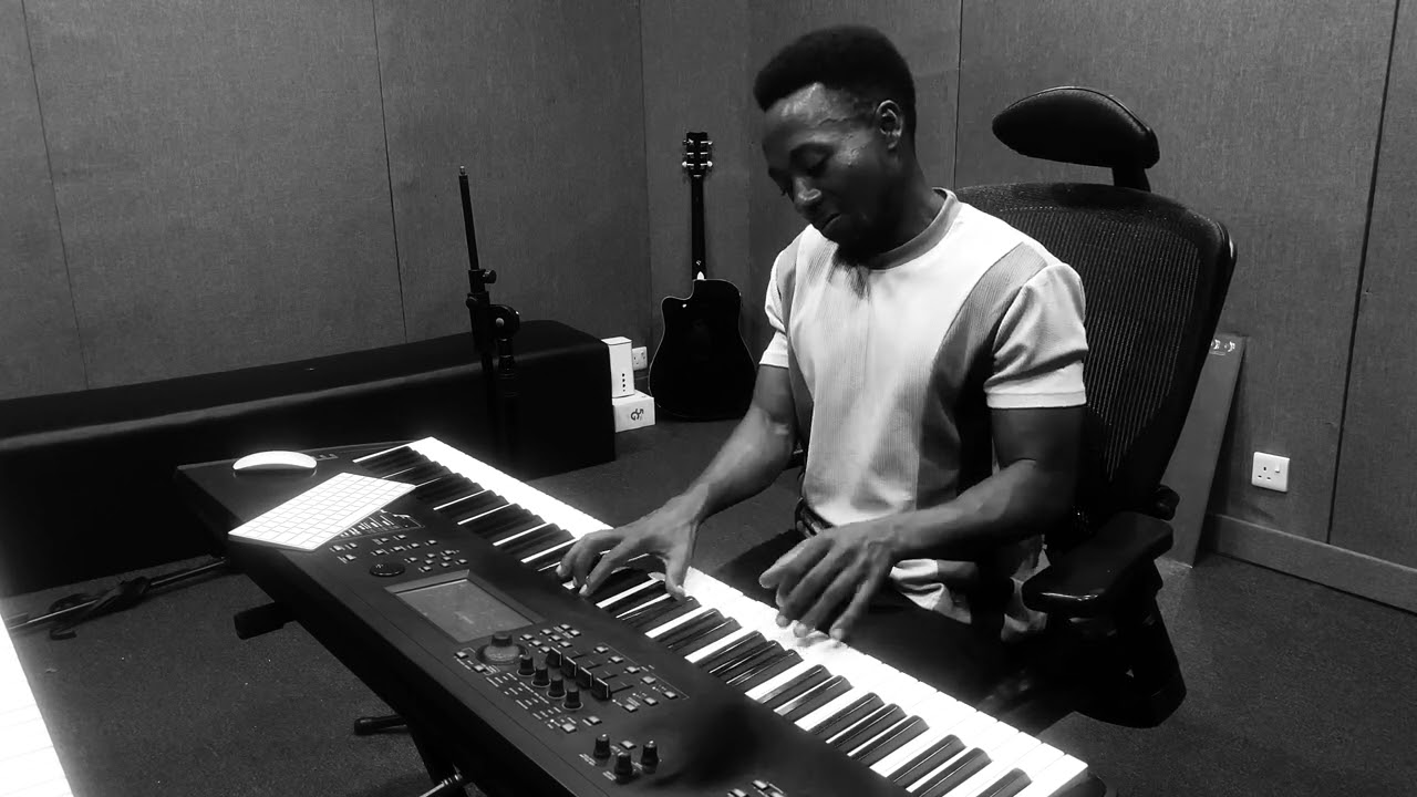 MOVEMENTS IN PIANO