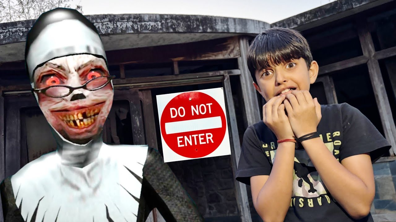 Bhoot ki Basement Me Ghoos Gaye 😱 | Yaatri