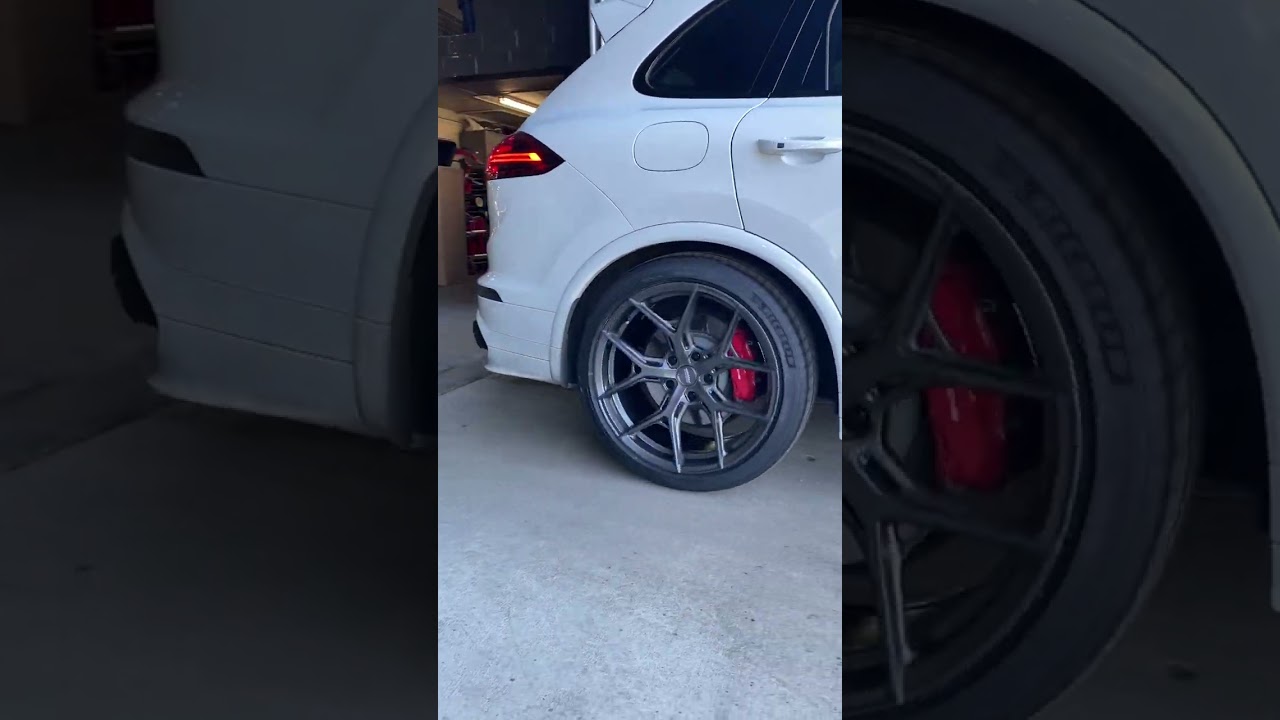 AWT - Porsche Cayenne GTS Rolling On Anthracite 21x11 Vossen Hybrid Forged HF-5 Wheels