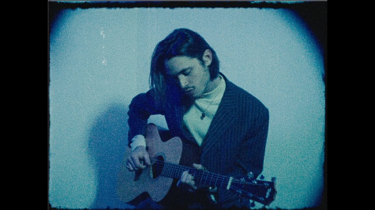 Iskander Moon - Berlin (Official Video)