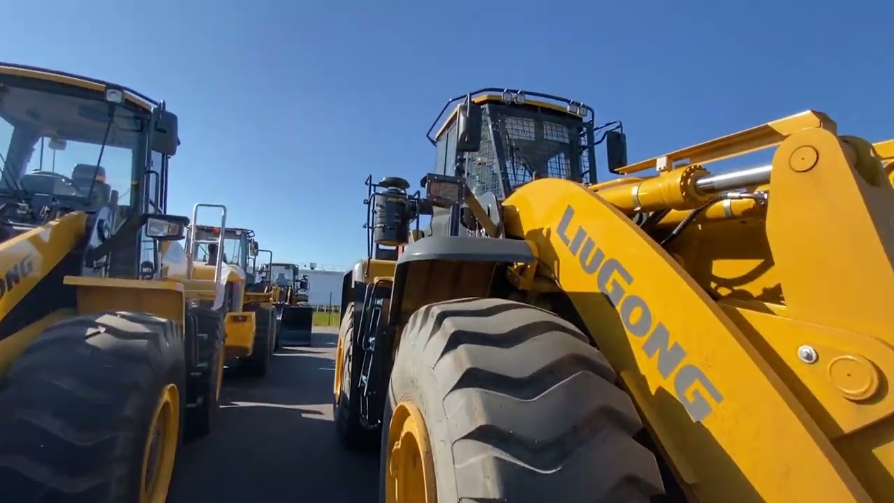 LiuGong CLG890H во всей красе! С корабля в карьер.