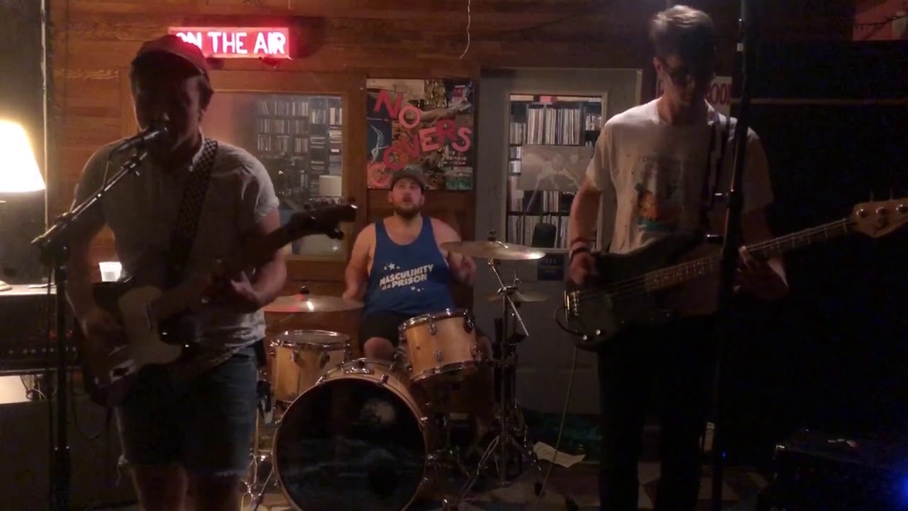 Midnight Movie - Margins @ Hollow Earth Radio (Live 2019)