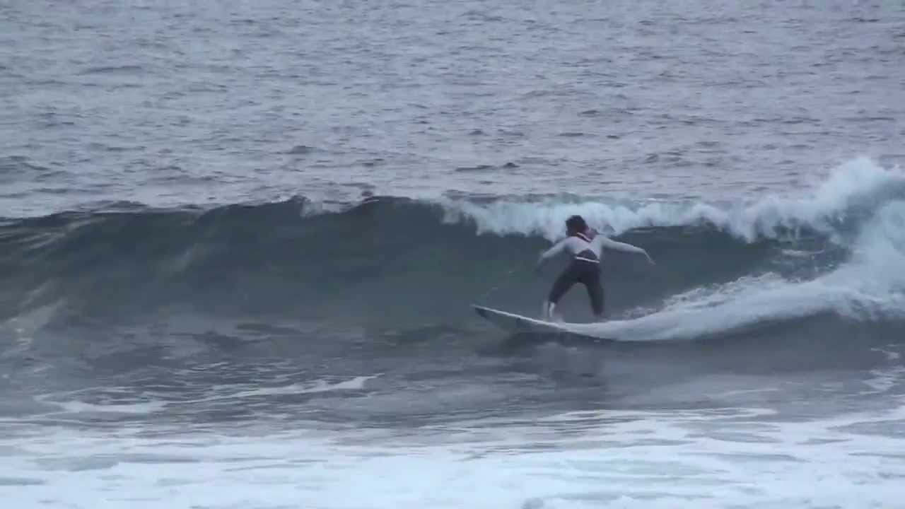 SURF GRAN CANARIA - EDUARDO ACOSTA - MOJOSURF SCHOOL