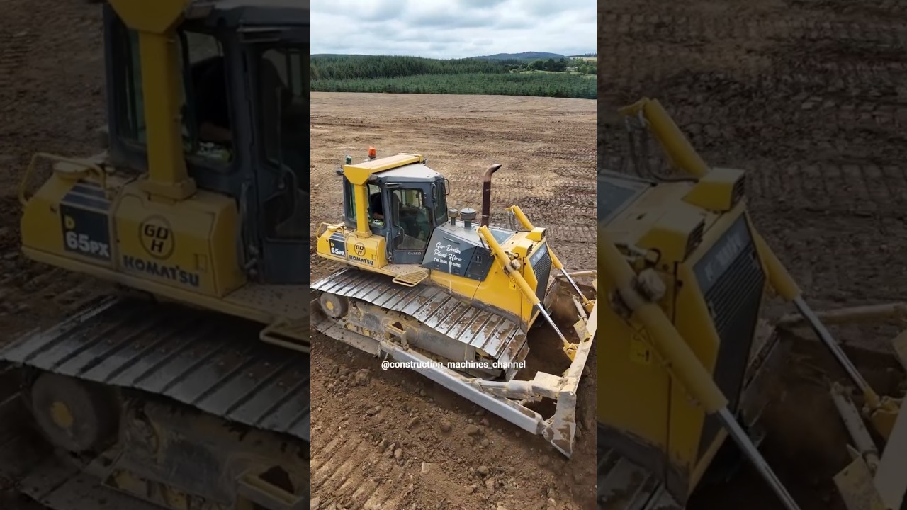 Komatsu D65 bulldozer at work pushing out loads. #shorts #bulldozer #heavyequipment #komatsu #dozer