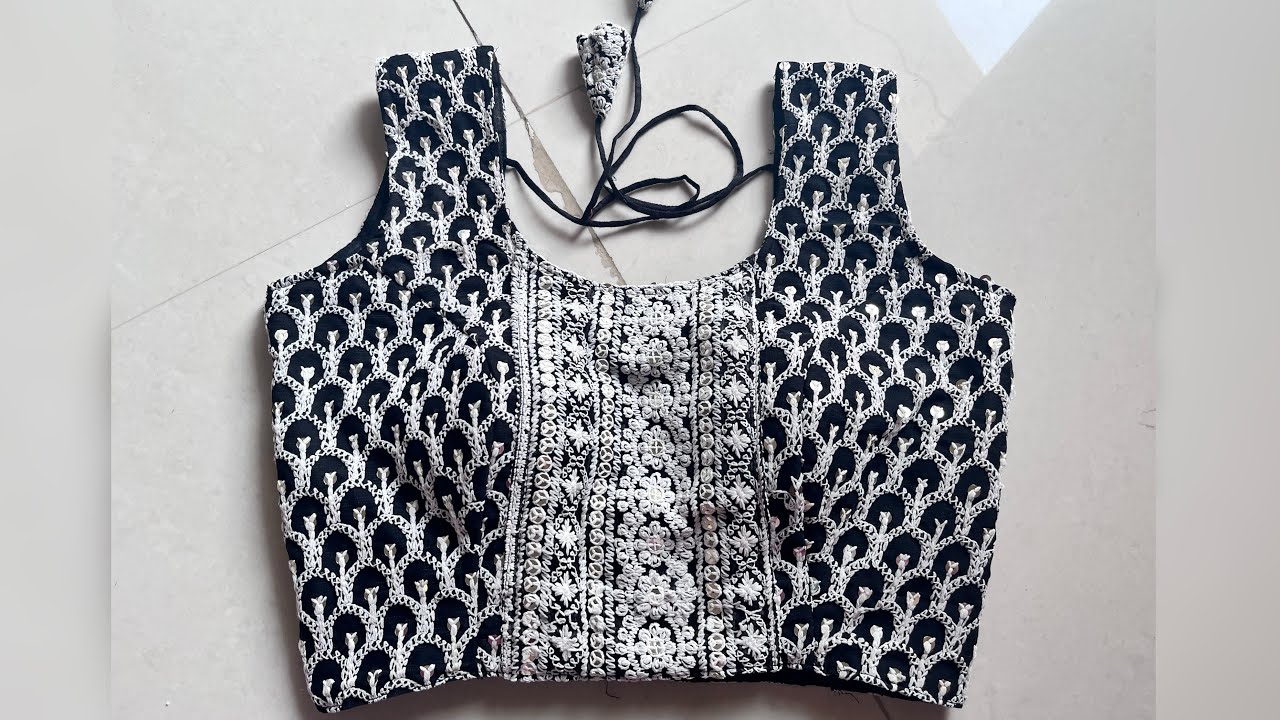 Princess cutting blouse design / sleeveless blouse cutting ✨😍✨ #blouse #instagram #youtubeshort 