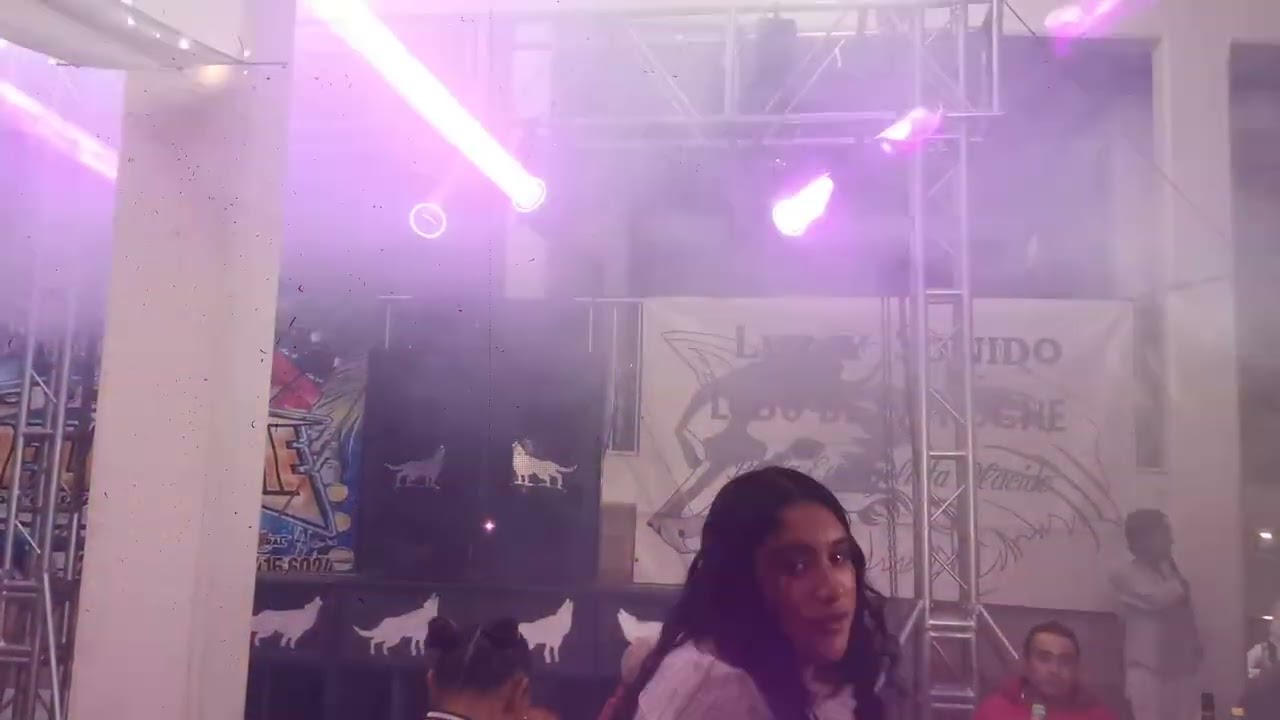 Lobo de la noche y Alex la voz en San Bartolomé Tlaltelulco 