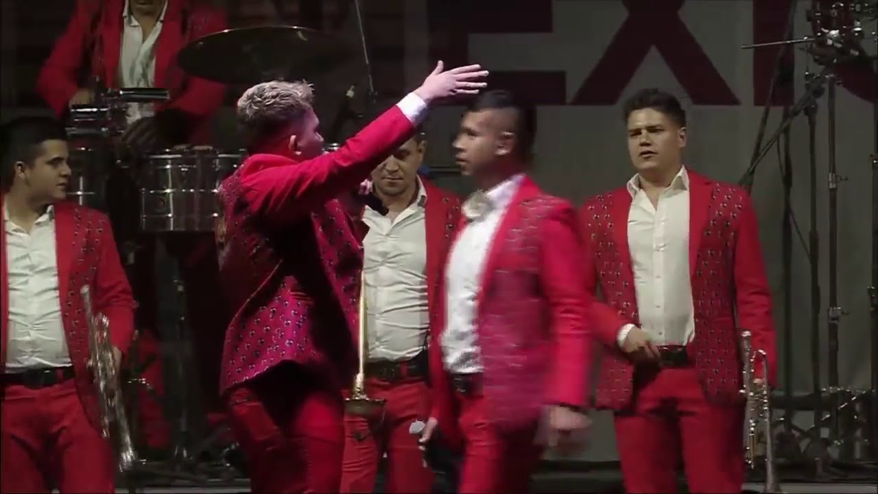 15 de septiembre La Original Banda El Limón en el Zócalo de la ciudad de México