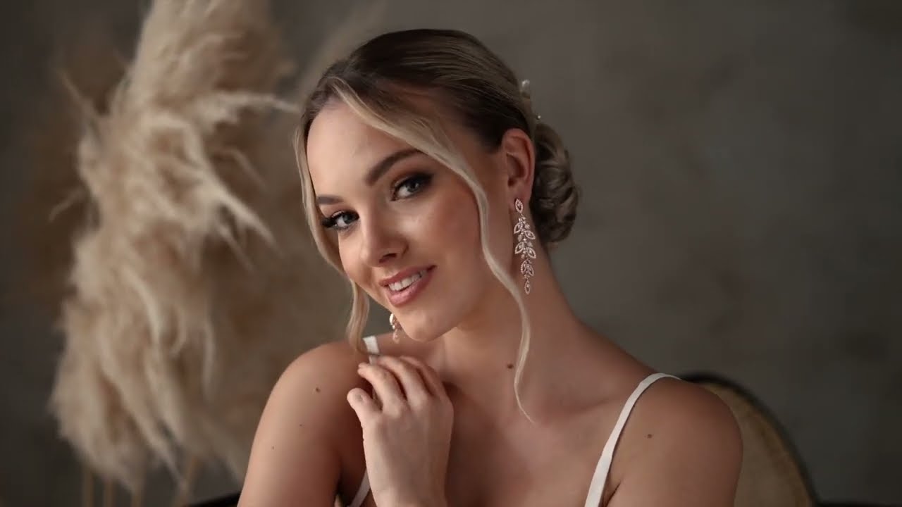 Trucchi per un matrimonio low cost abiti in offerta su Sposatelier.com