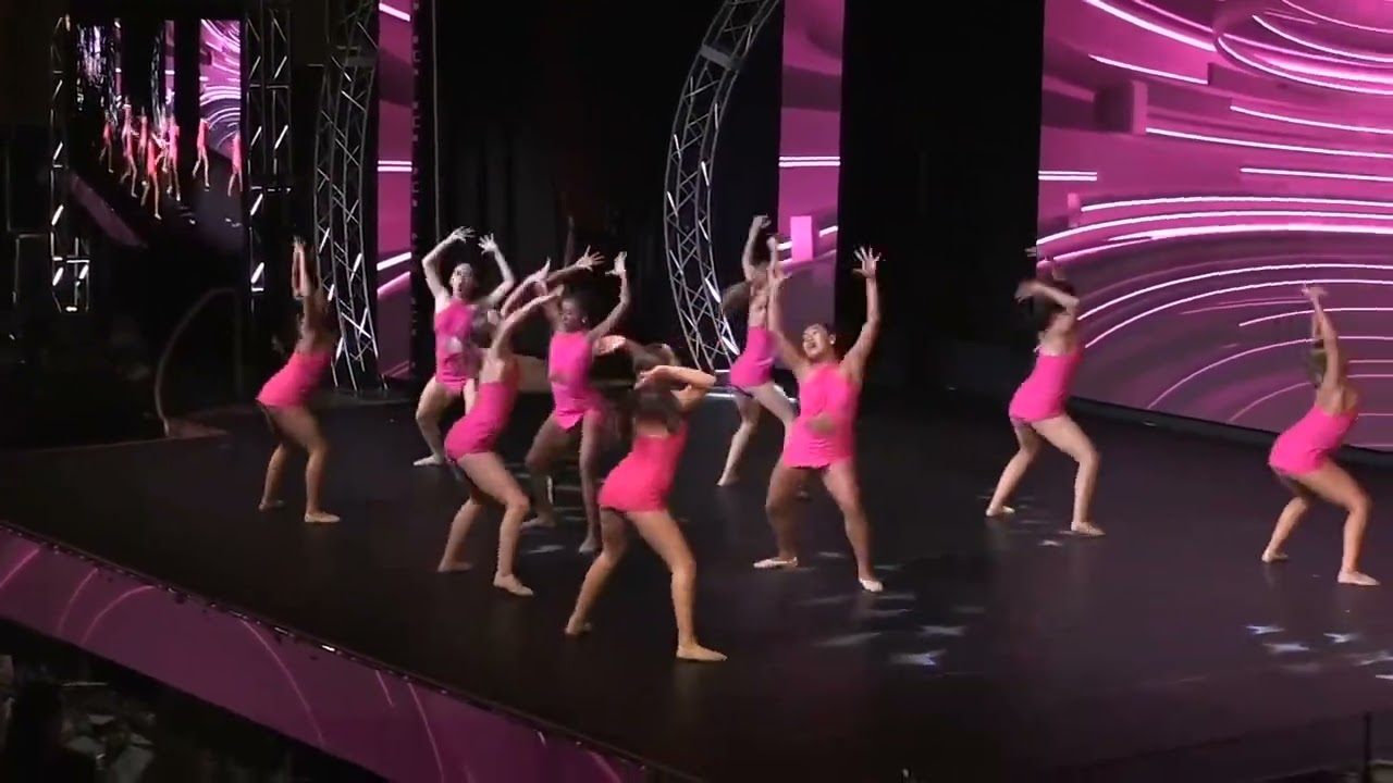 Urban edge dance co-Freakum